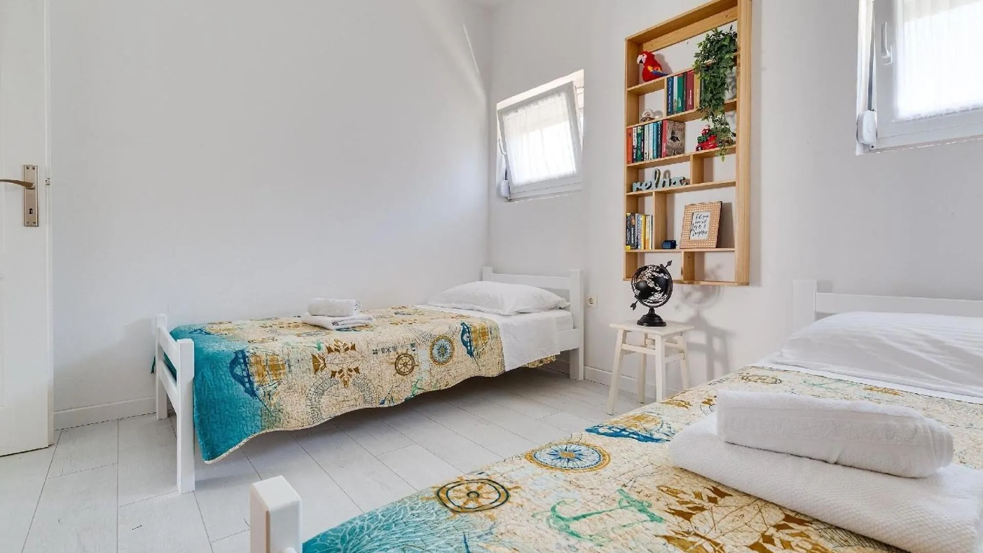 Apartman Geraeumige Ferienwohnung Im Erdgeschoss Mit Meerblick Vom Privaten Balkon