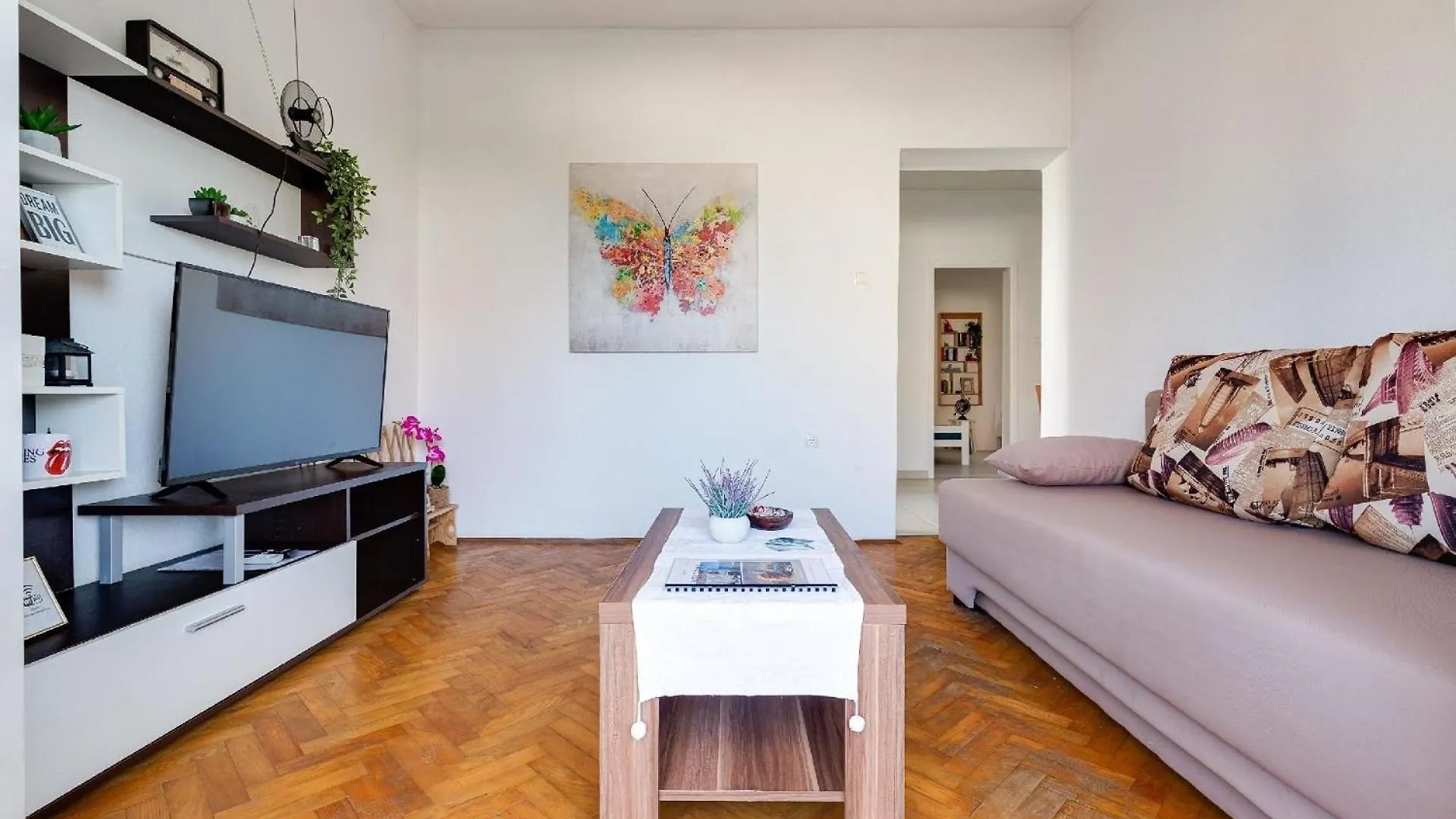 Geraeumige Ferienwohnung Im Erdgeschoss Mit Meerblick Vom Privaten Balkon Kozino